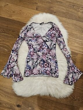 Vintage Floral Wrap-Style Long Sleeve Top in Pink and Lavender